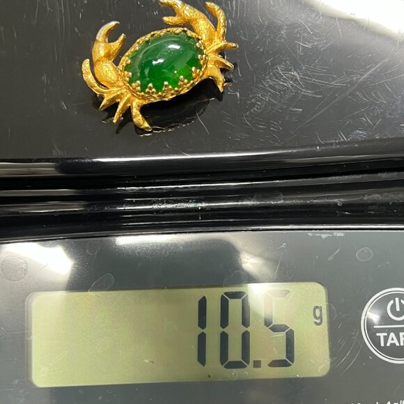 Vintage Crab Brooch Gold Tone Green Cabochon Cancer Zodiac Pin Costume Jewelry - Picture 11 of 11